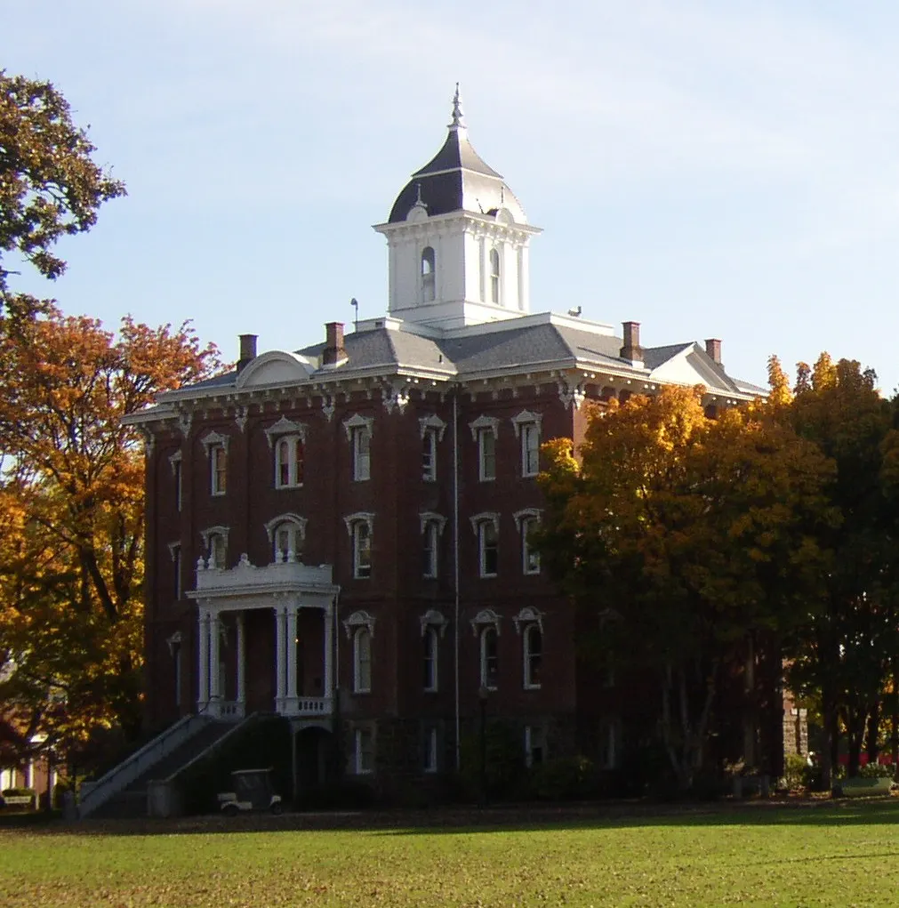McMinnville and the Trent Photographs