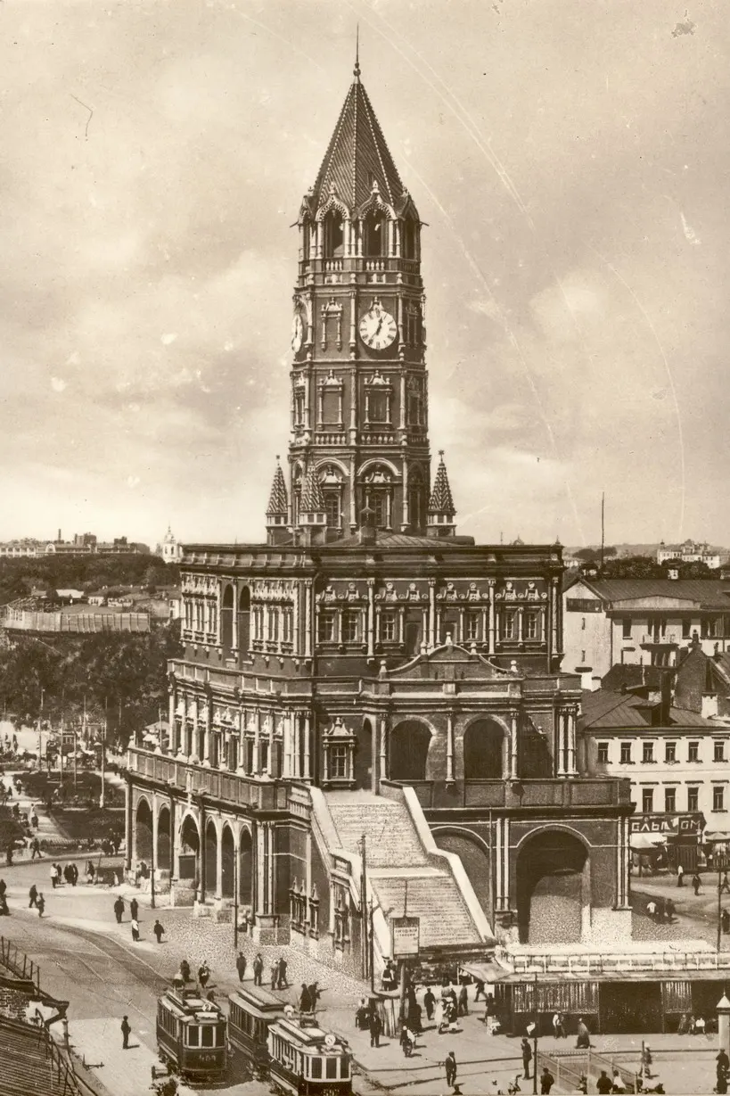 The Site of the Sukharev Tower
